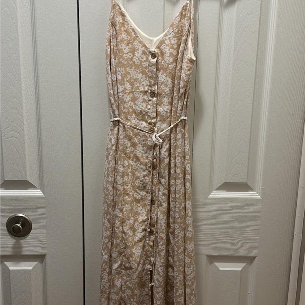 Sienna Sky Beige Floral Maxi Dress